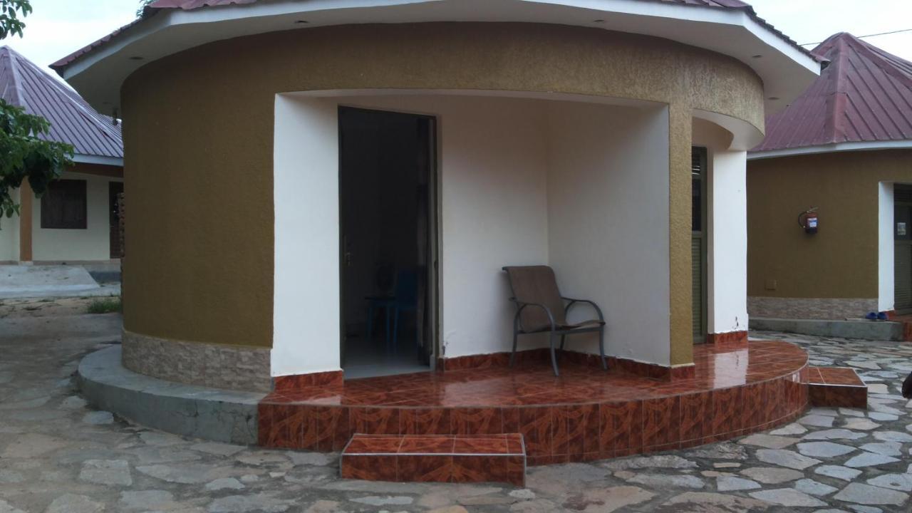 Kalalo Cottage Inn Pakwach Zewnętrze zdjęcie