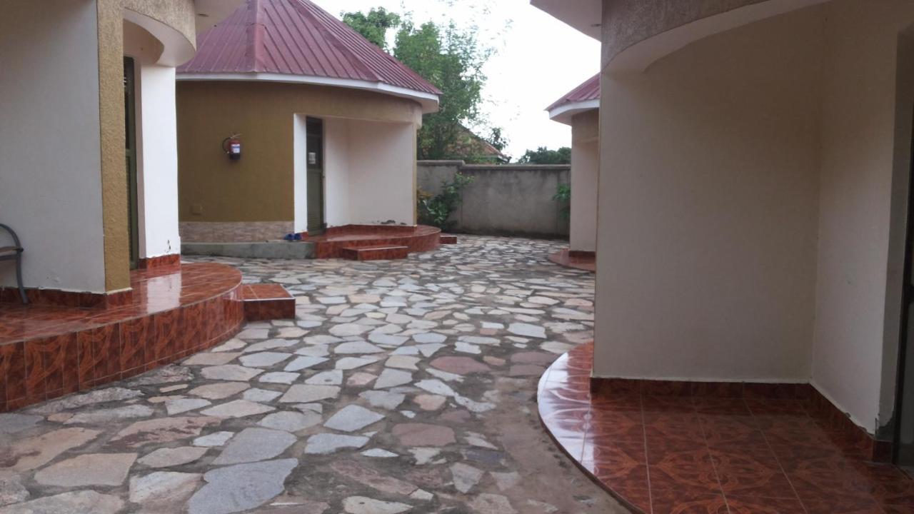 Kalalo Cottage Inn Pakwach Zewnętrze zdjęcie