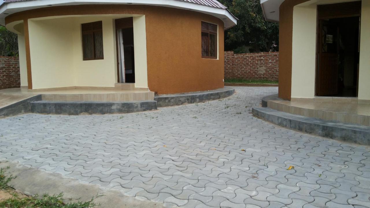 Kalalo Cottage Inn Pakwach Zewnętrze zdjęcie